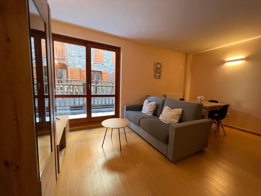 Apartamento Hasta 4 Pax Con Terraza- Nº Hut 08258 Soldeu Ngoại thất bức ảnh